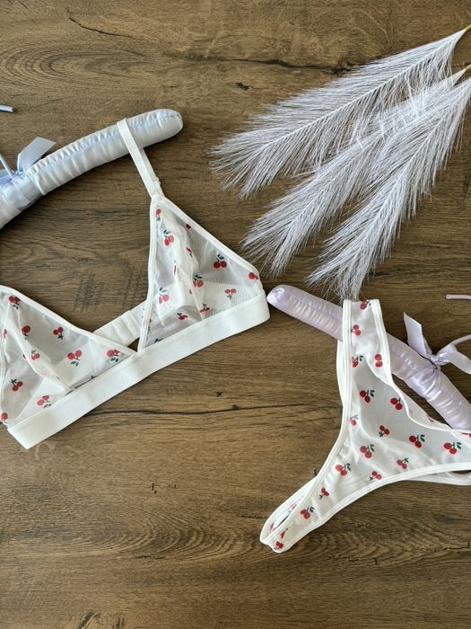 Жіноча білизна , комплект білизни, топ,бра, трусики жіночі