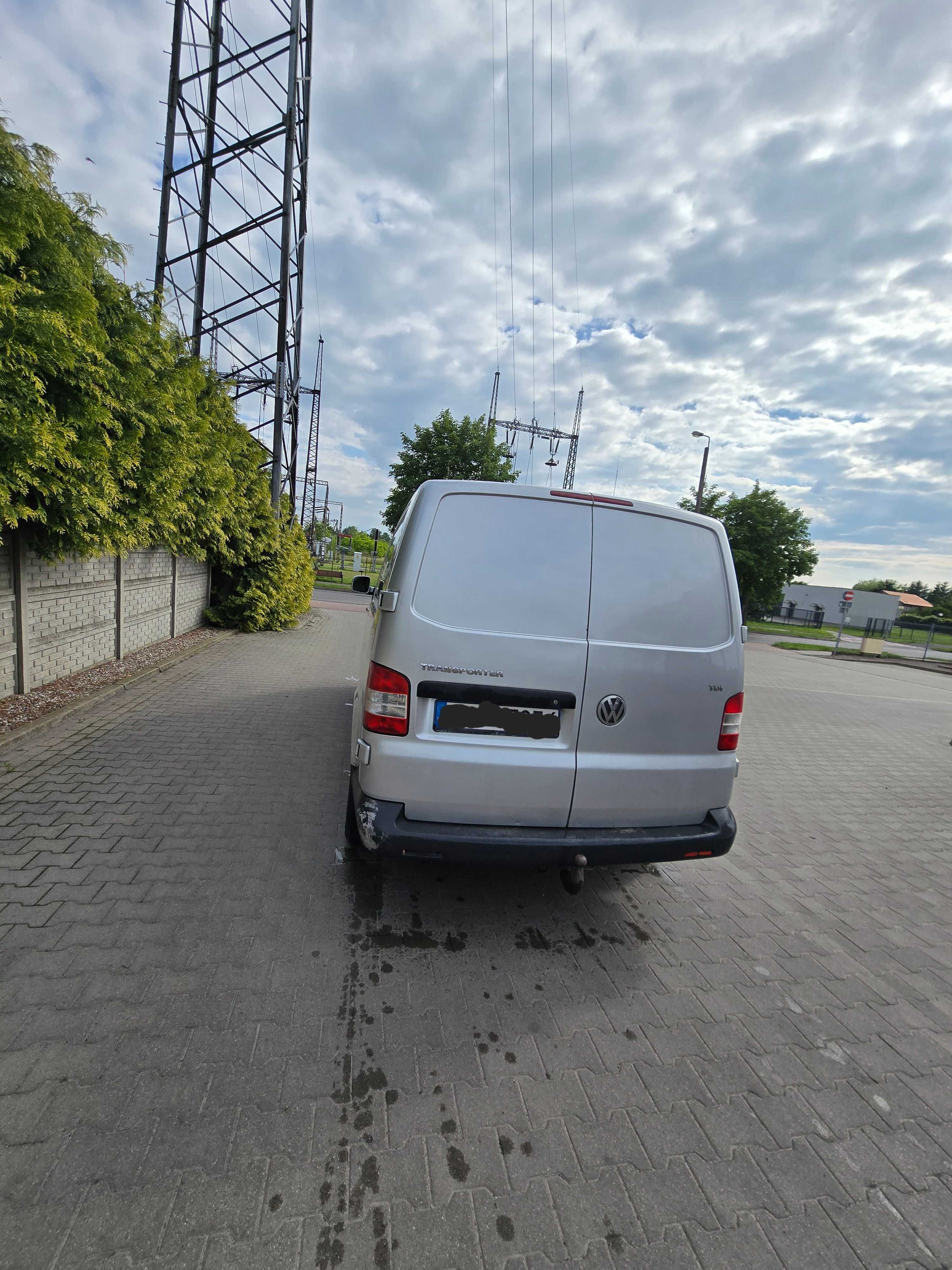 Sprzedam Transporter  T5 long (van)