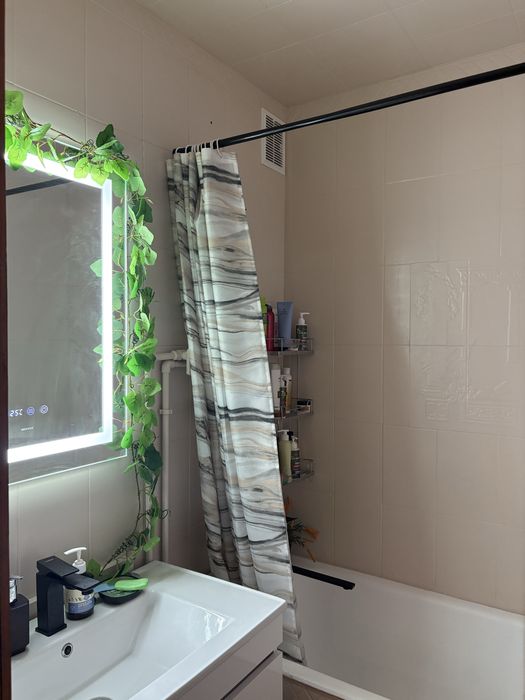 Квартира 3~х км. Достоєвського 93кв., 1 поверх