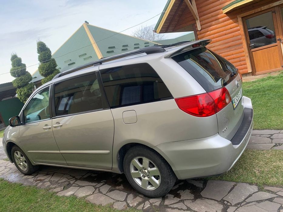 Toyota Sienna 2006