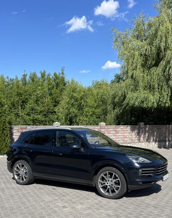 продам Porsche Cayenne