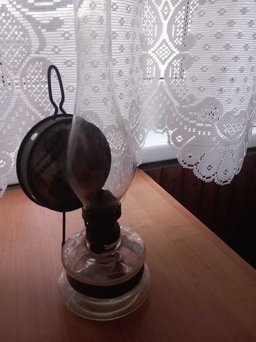 Mała lampka naftowa