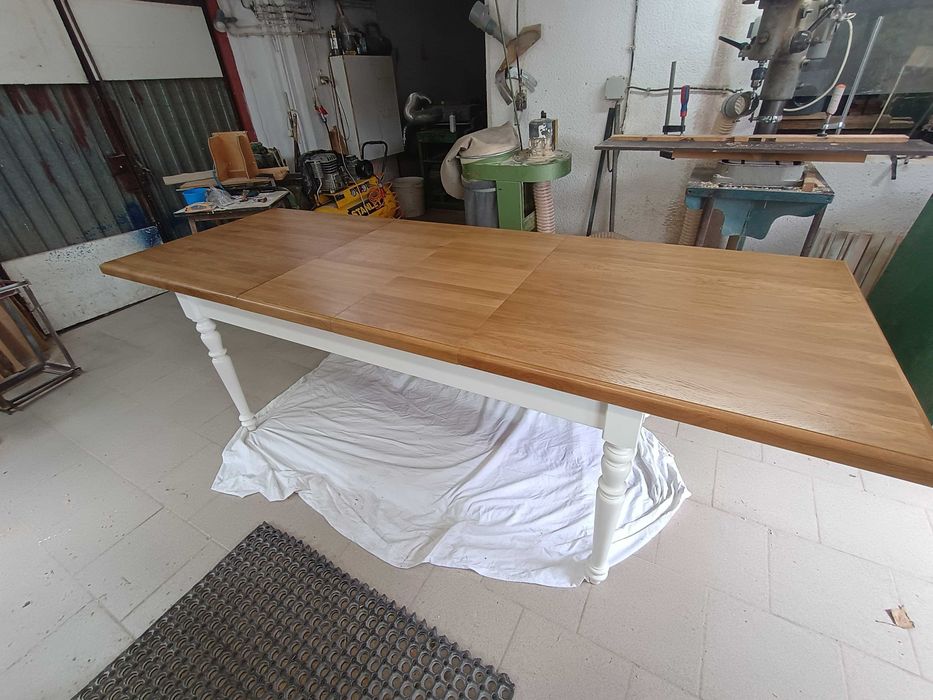 Stół drewniany , stylowy, jadalnia, kuchnia, salon, styl Landhaus