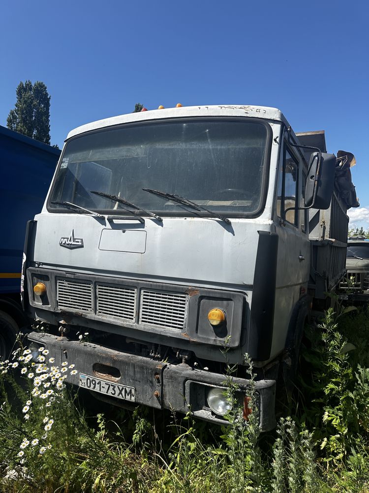 Продаж вантажівок МАЗ