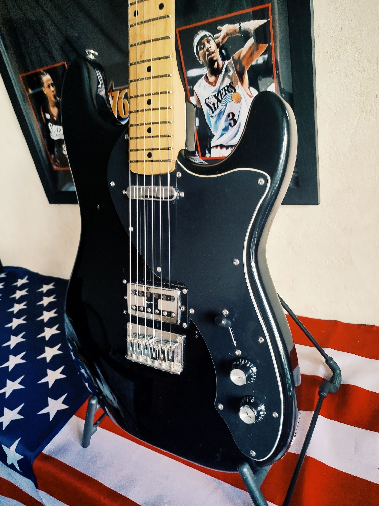 Squier Stratocaster "Hello Kitty" 2006 Tele Strat