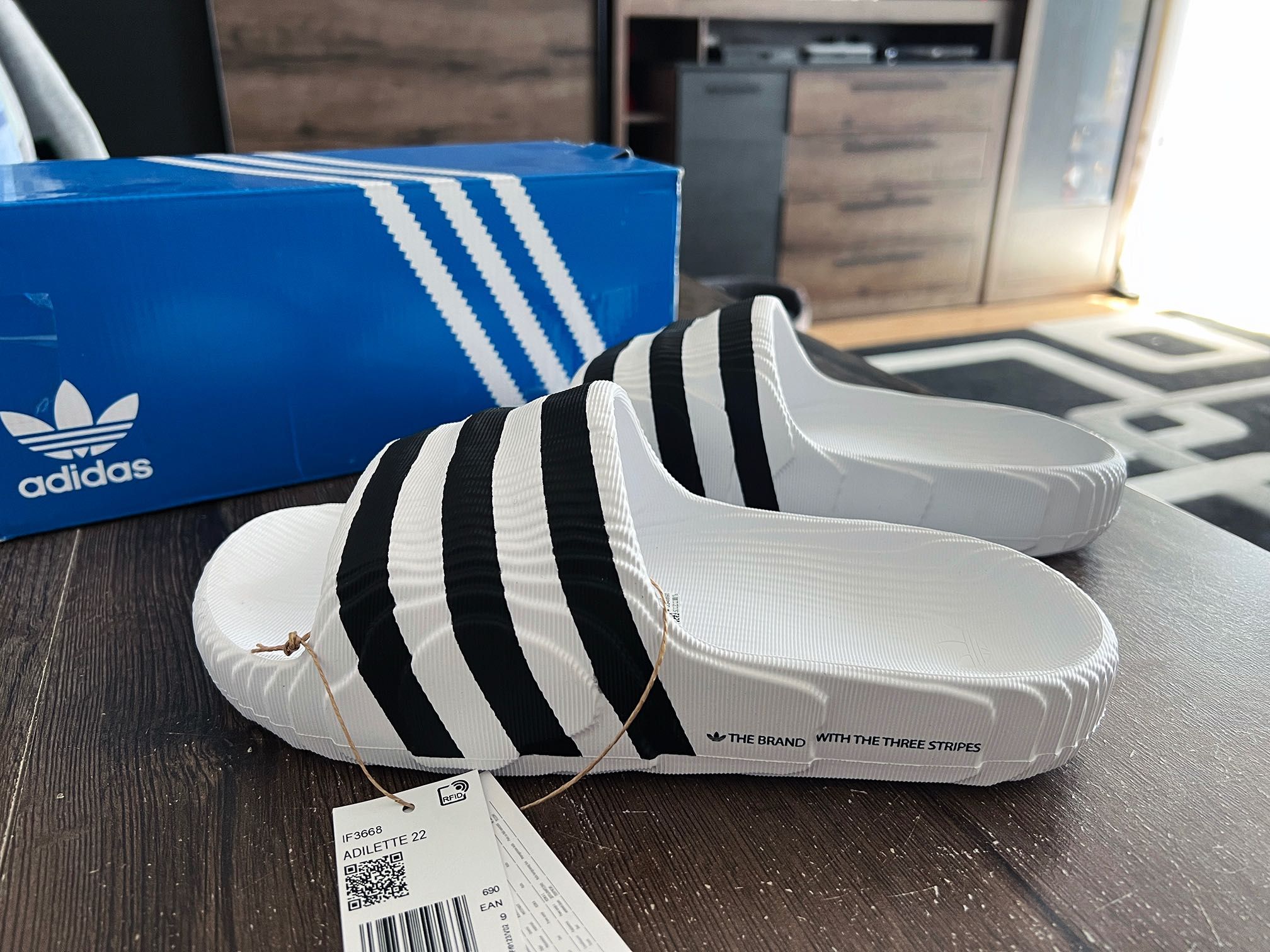 Klapki Adidas Adilette 22 IF3668 - Rozmiar 43