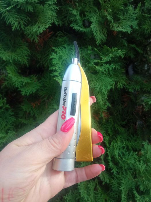 Продам триммер для носа и ушей Baby liss