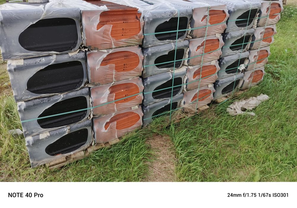 Dachówka ceramiczna