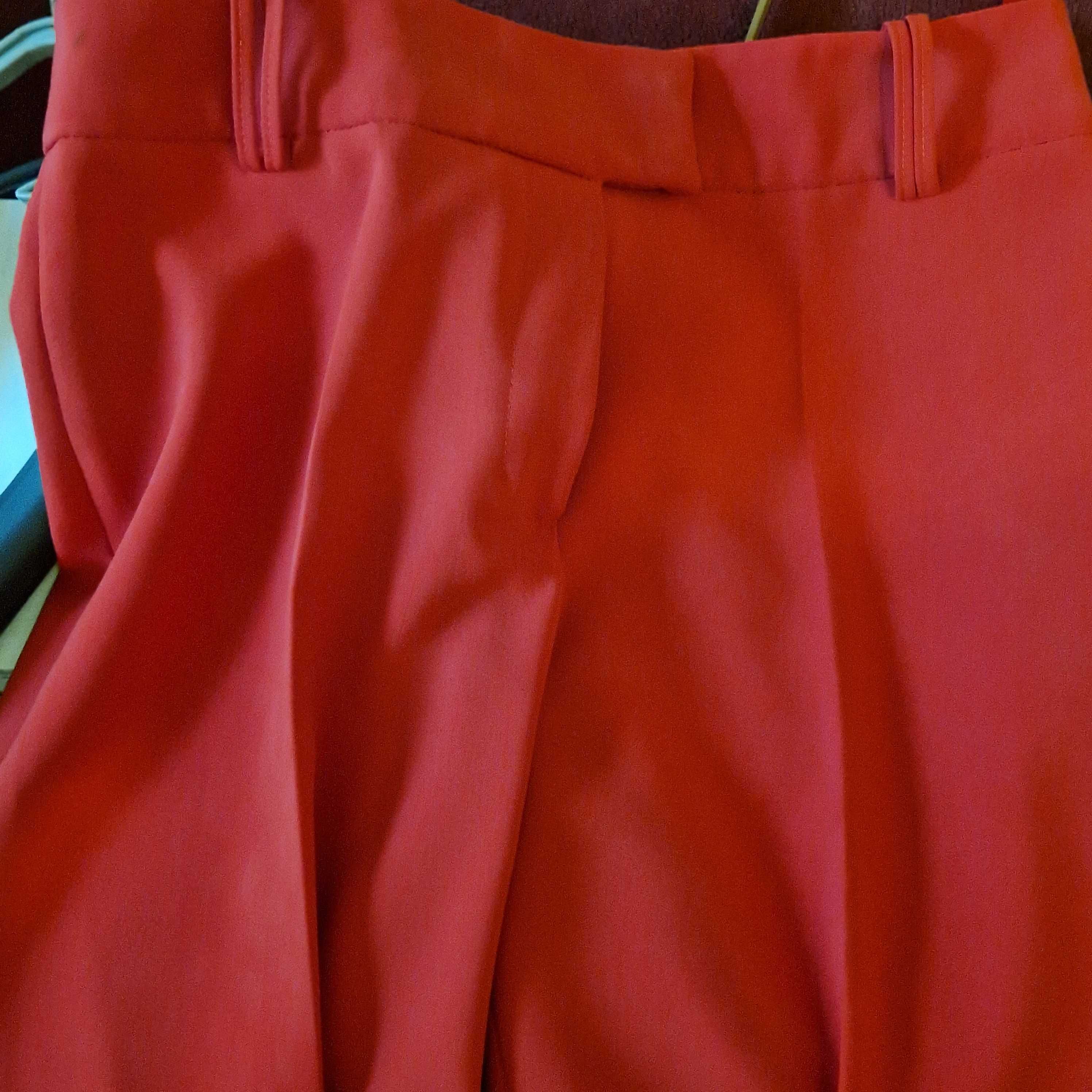 Spodnie damskie rozszerzane czerwone