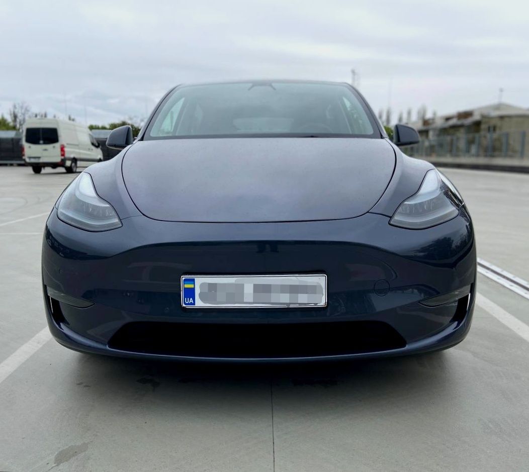 Tesla Model Y 2022 performance dual motor