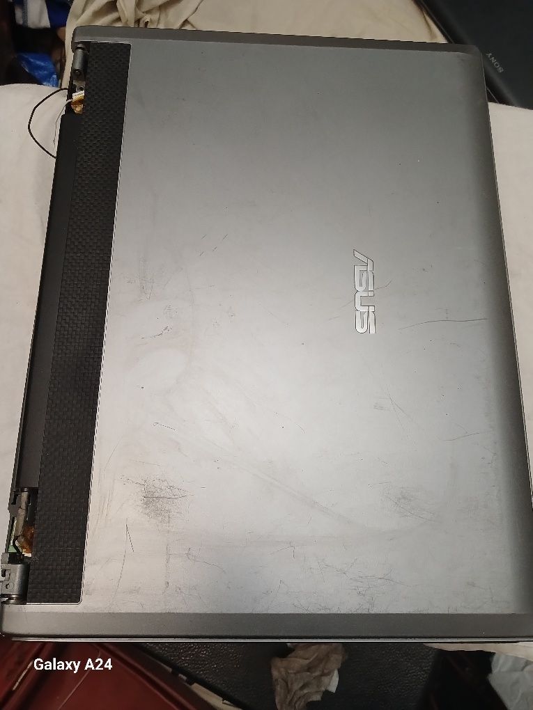 Ноутбук ASUS F3J , неробочий