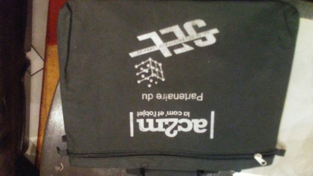 Etui na tablet 7 cali czarne