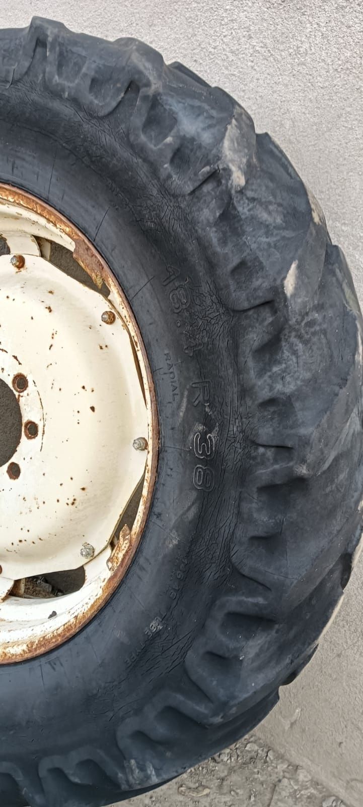 Felgi koła r 38 przestawne pełne r 38 zetor Ursus MF Renault fendt