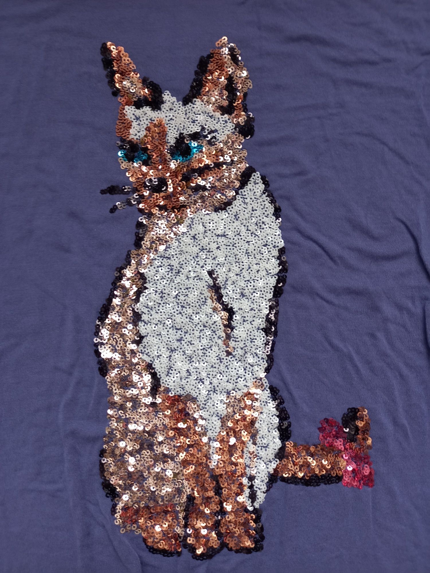 Piękna bluzka granatowa bluza granatowa błyszcząca kot nadruk cekiny