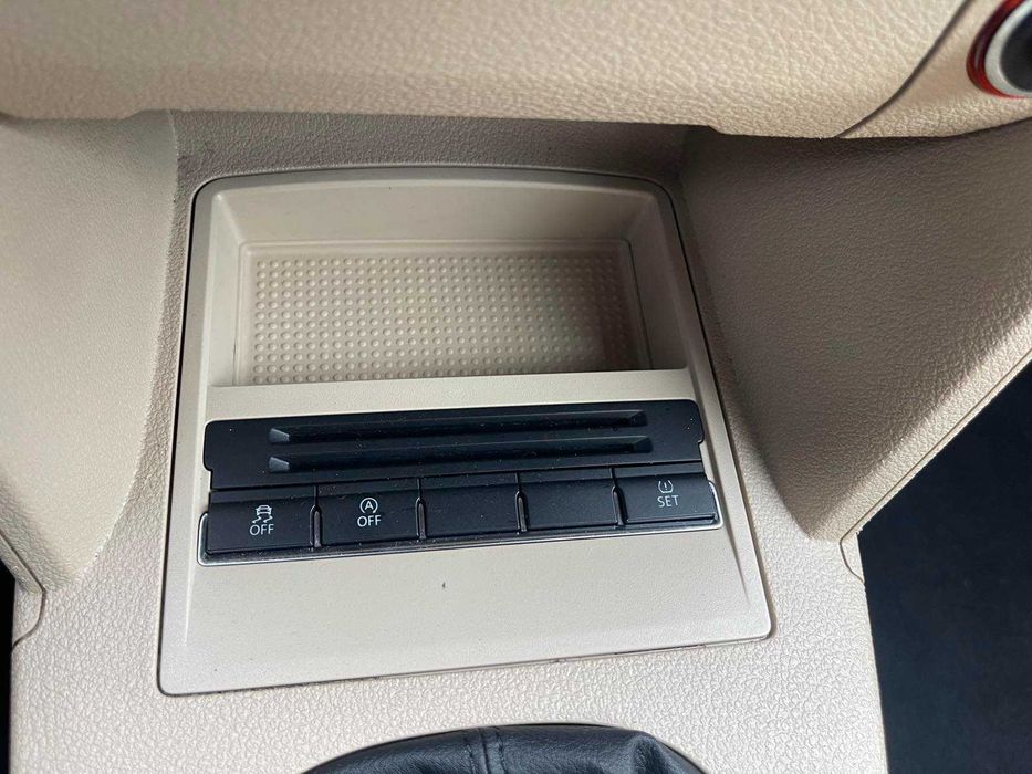 Volkswagen Touran 2015 2,0 TDI в идеале HighLine.