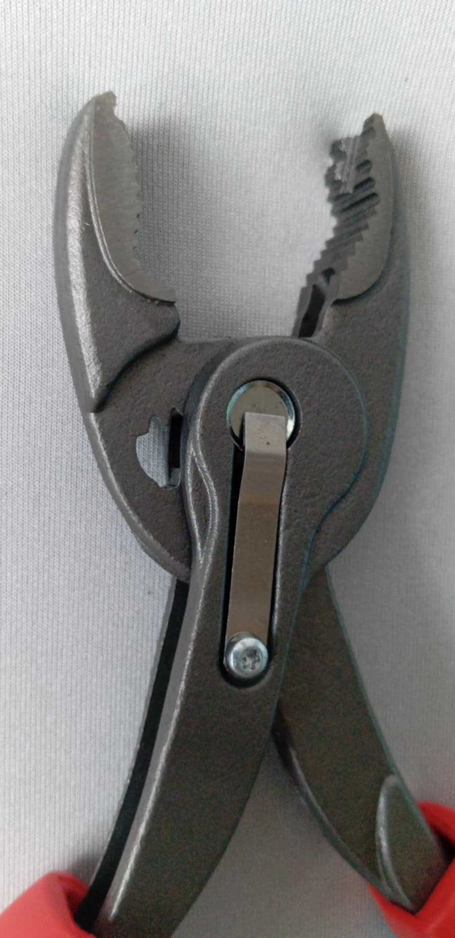 KNIPEX TwinGrip
Szczypce z funkcją chwytu od czoła i z boku 200 mm