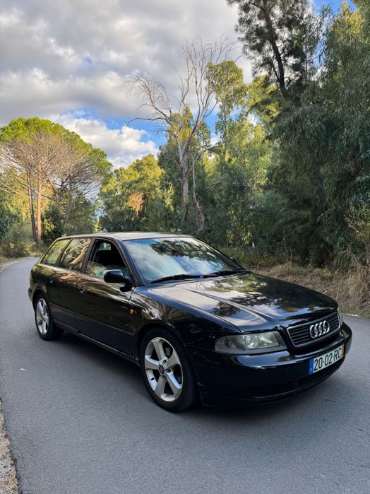 Audi A4 1.9TDI 110CV / Valor Negociável!