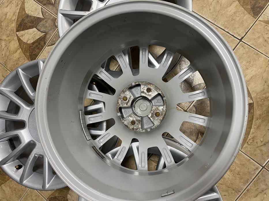 Диски R16 , 4/98 , ET31 , 7J*16H2 , 735415999