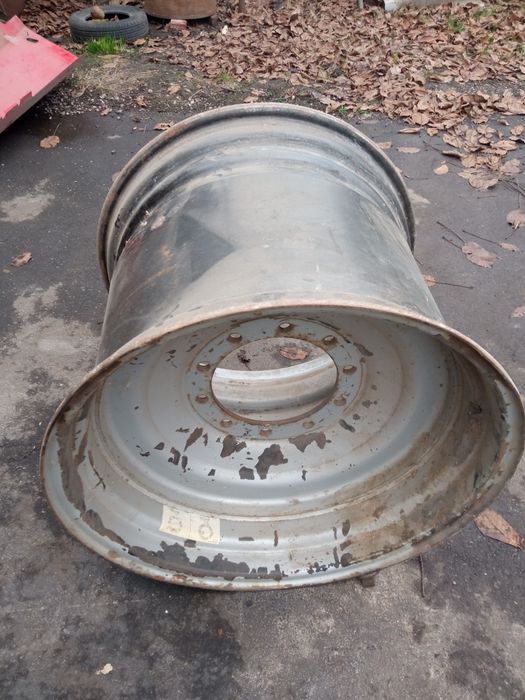 Продам скат 800/65/32 на комбайн case ,john deere