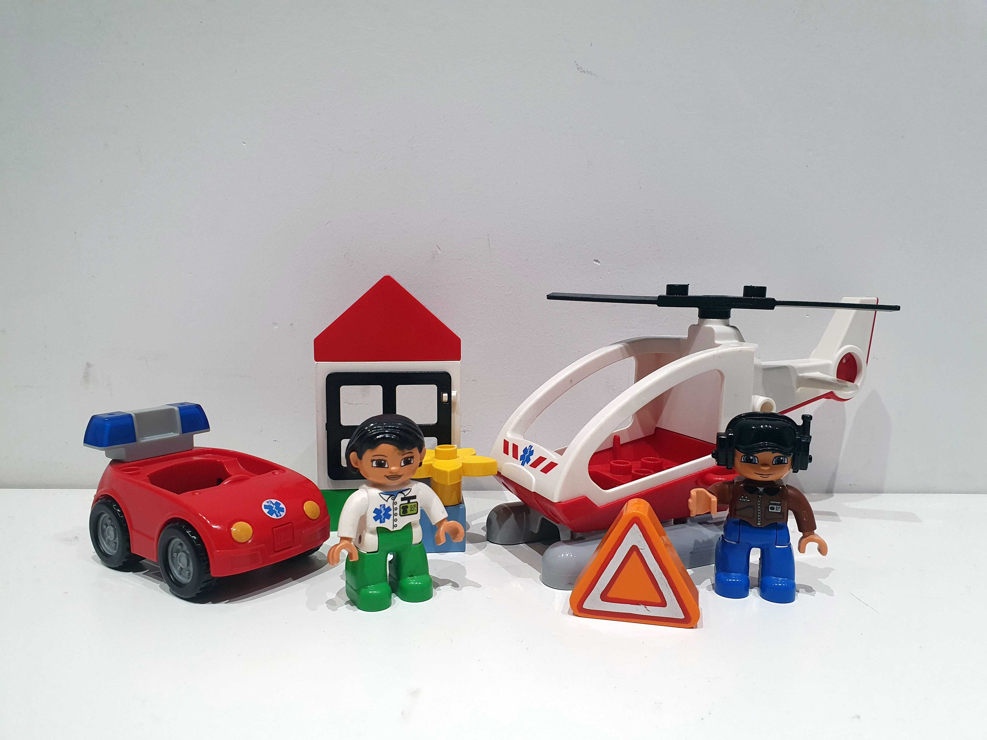 Lego DUPLO 5794 helikopter ratunkowy + 5793 pielęgniarka lekarz