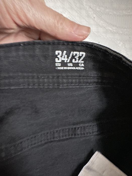 Джинси FSBN W34 L32 нові вузкачі оригінал