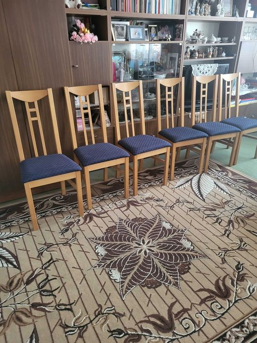 6  Krzeseł Tapicerowanych Bukowych