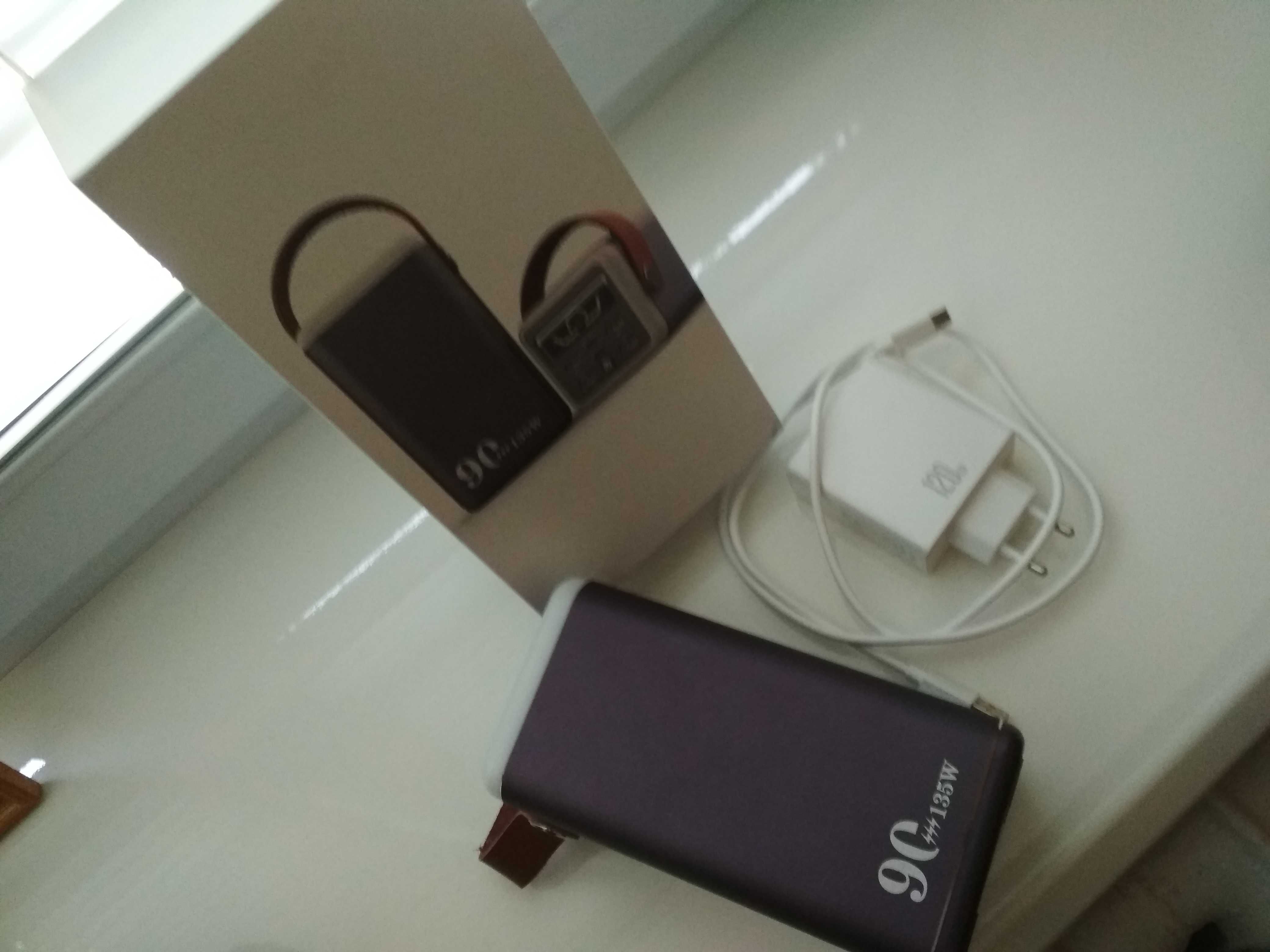 Продам Повербанк 90000 Mah