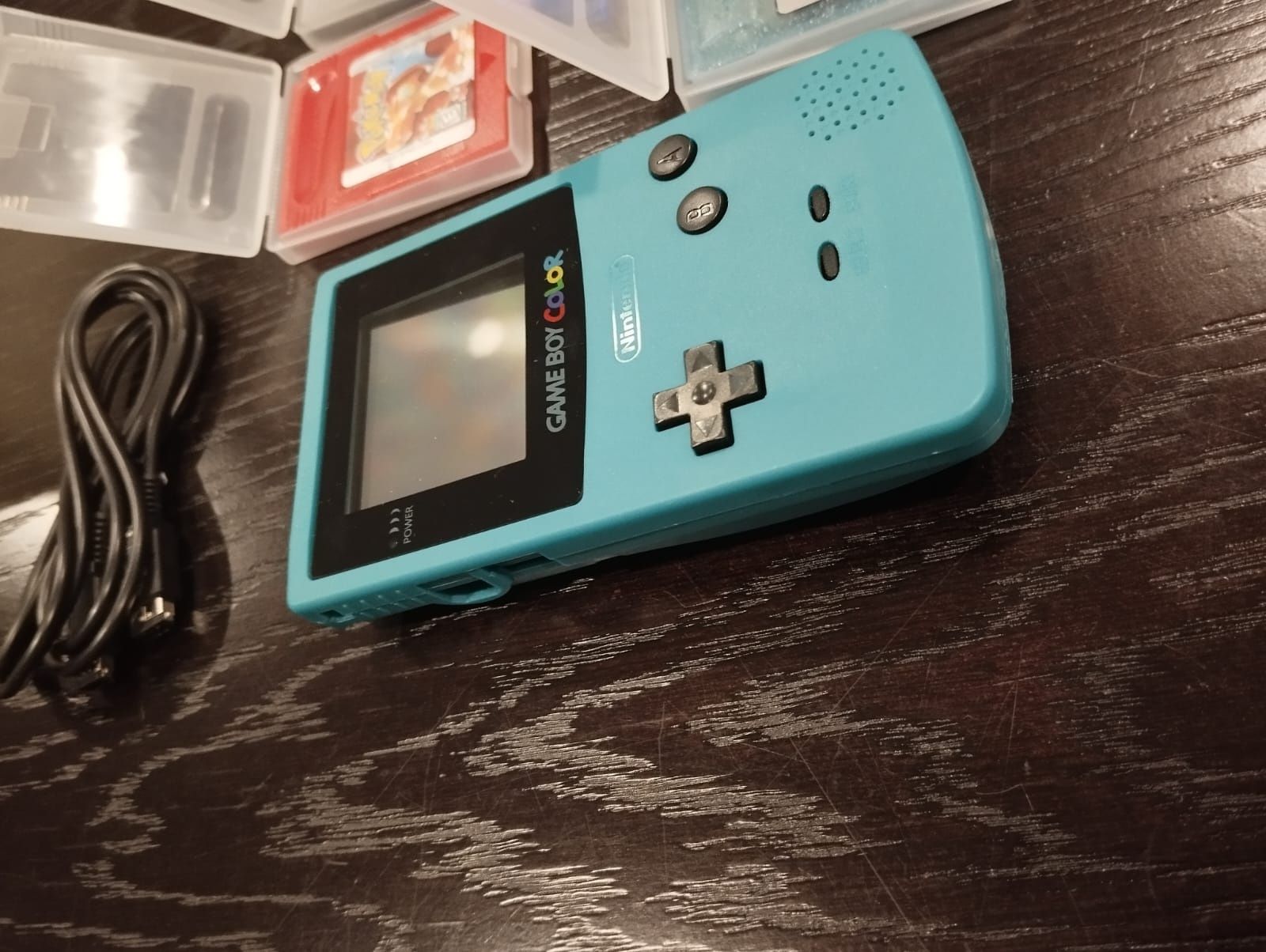 Pack Gameboy color azul com 7 jogos Pokémon e cabo link
