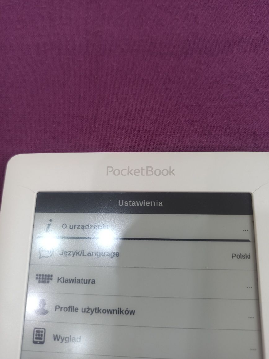 Pocketbook 611 w białym kolorze:)