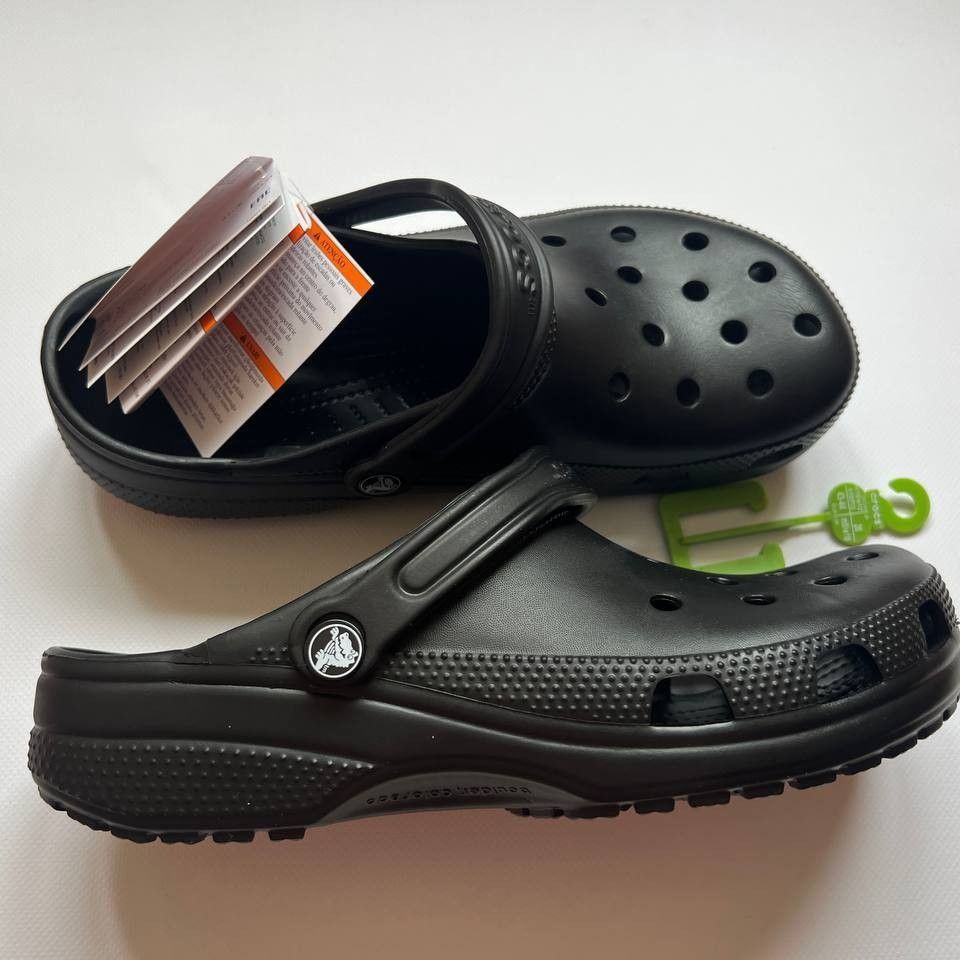 Crocs Classic Clog black в комплекті jibbitz