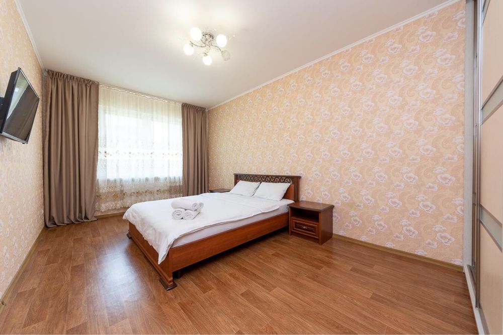 Єлизавети Чавдар 34, ст.  М Позняки, Осокорки