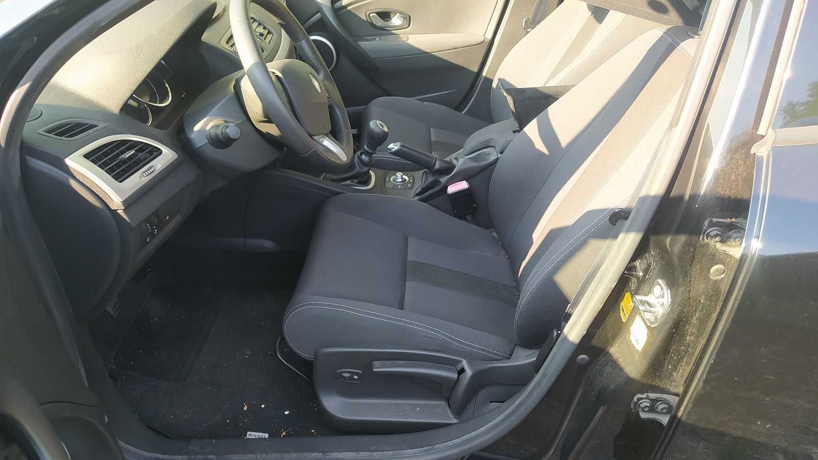 Renault Megane III 1.4 TCe uszkodzony