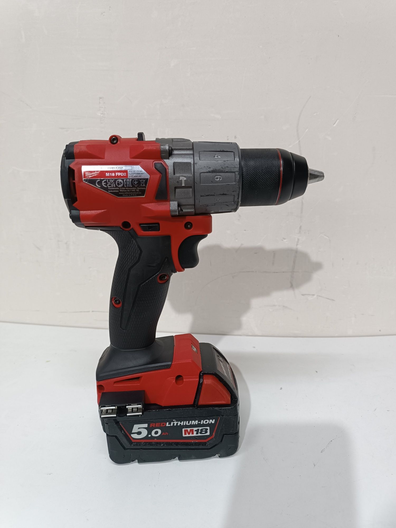 Milwaukee M18 FPD2 безщітковий акумуляторний шуруповерт з ударом