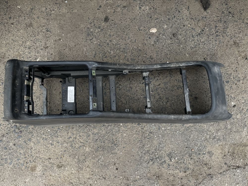 Подлокотник центральный тоннель Mercedes W163 ML