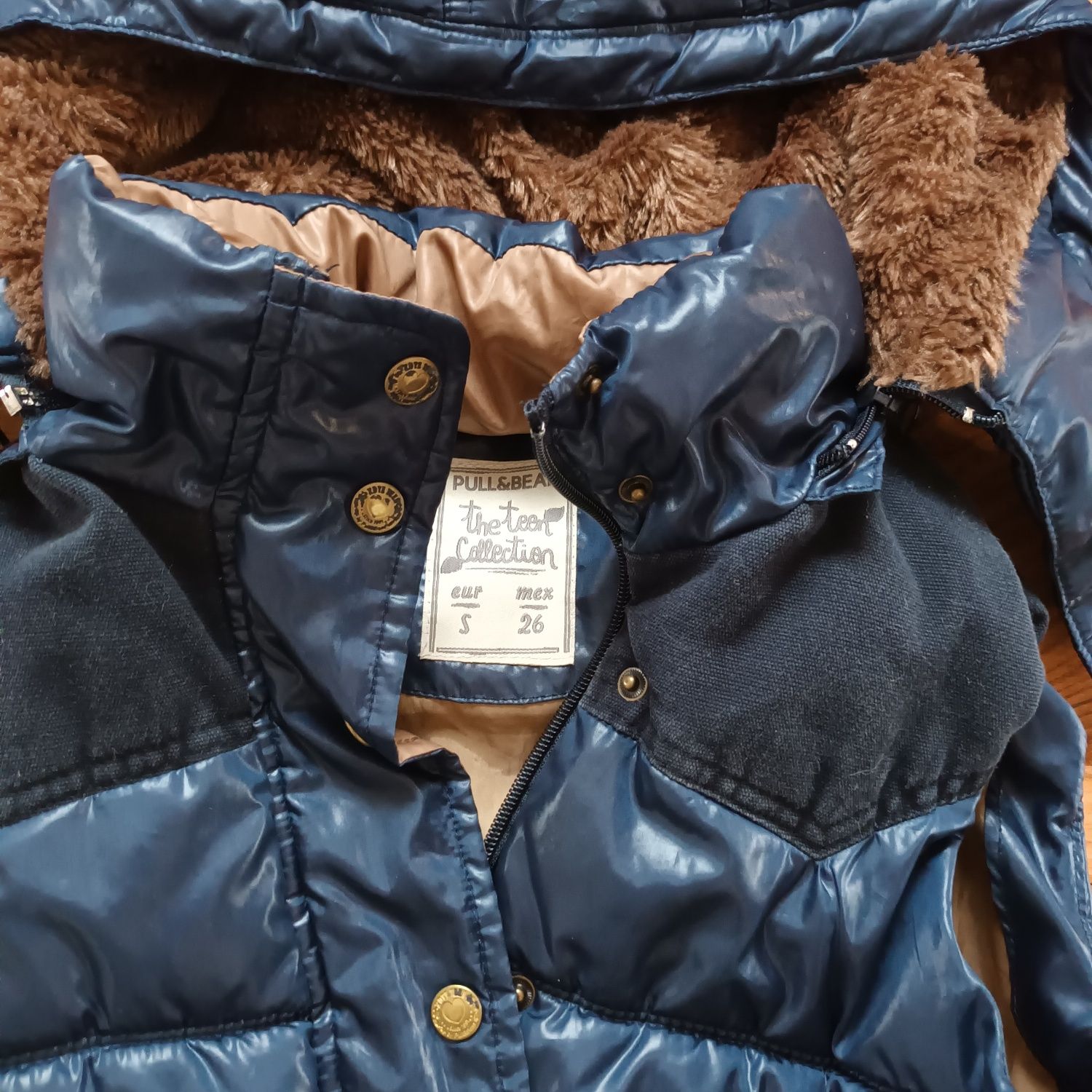 Kamizelka XS S 34 36 bezrękawnik Pull&Bear granatowy ocieplana kaptur