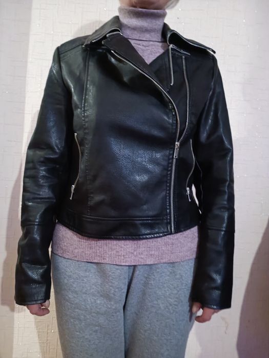 Куртка,кофта,бомбер,пиджак,кожанка