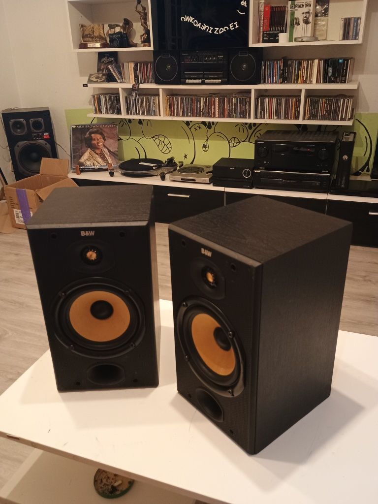Kolumny Bowers Wilkins DM 601 S1