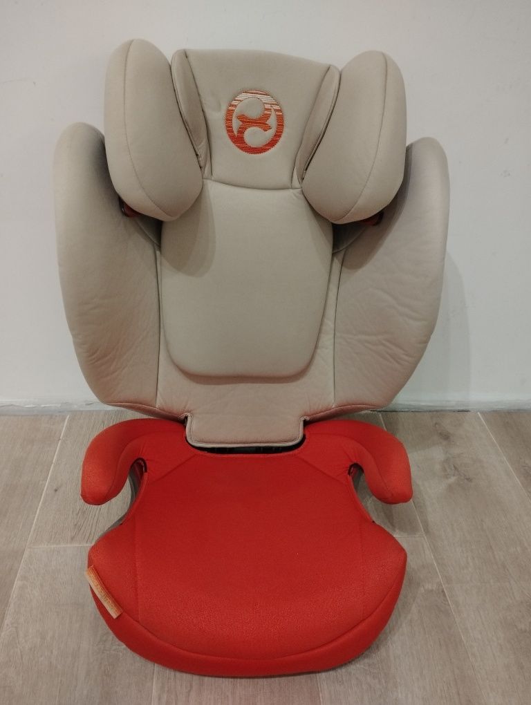 Автокрісло Cybex Solution
