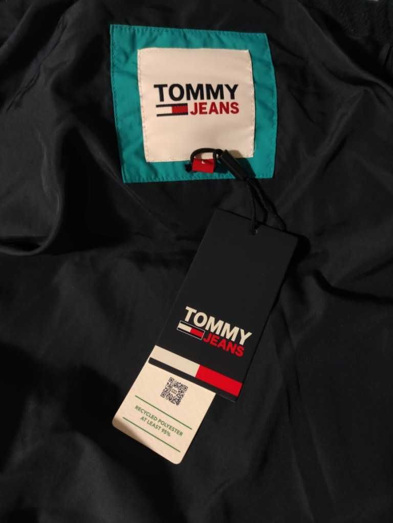 Tommy Jeans kurtka puchowa z logo Essential męska L