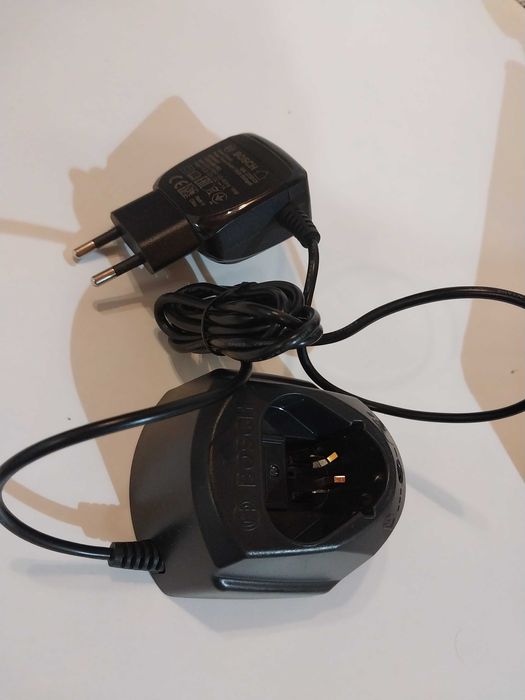 шуруповерт BOSCH GSR120-LI Идеальный