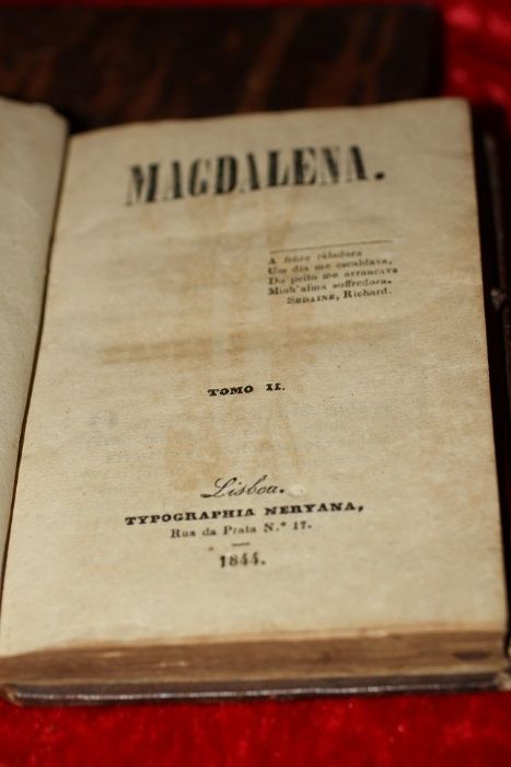 onjunto de 3 livros do romance Magdalena