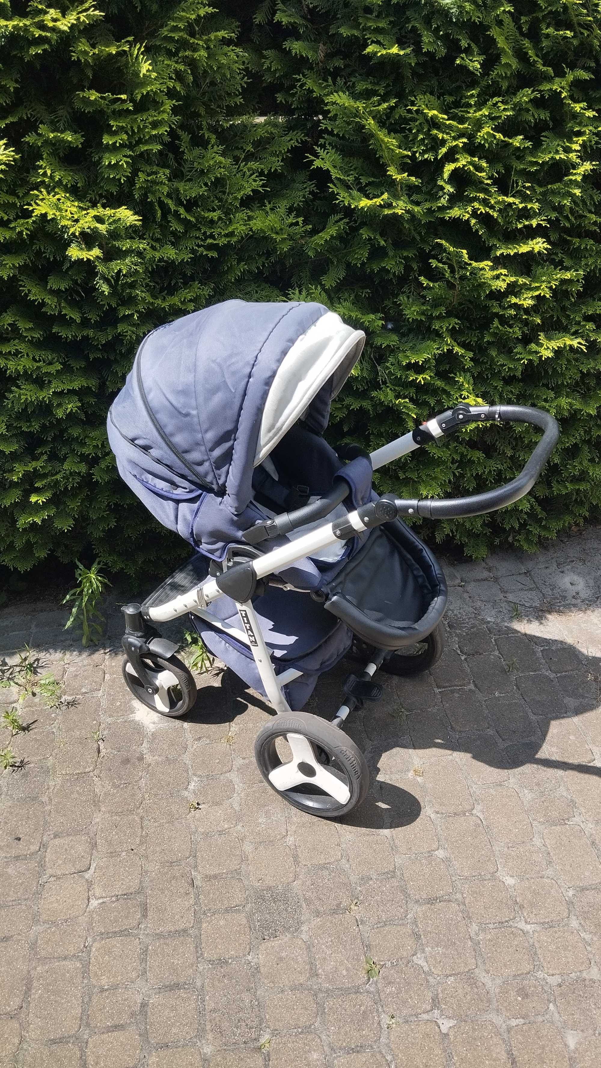 Dzień dobry, czy ten wózek 3 w 1 jest dostępny?