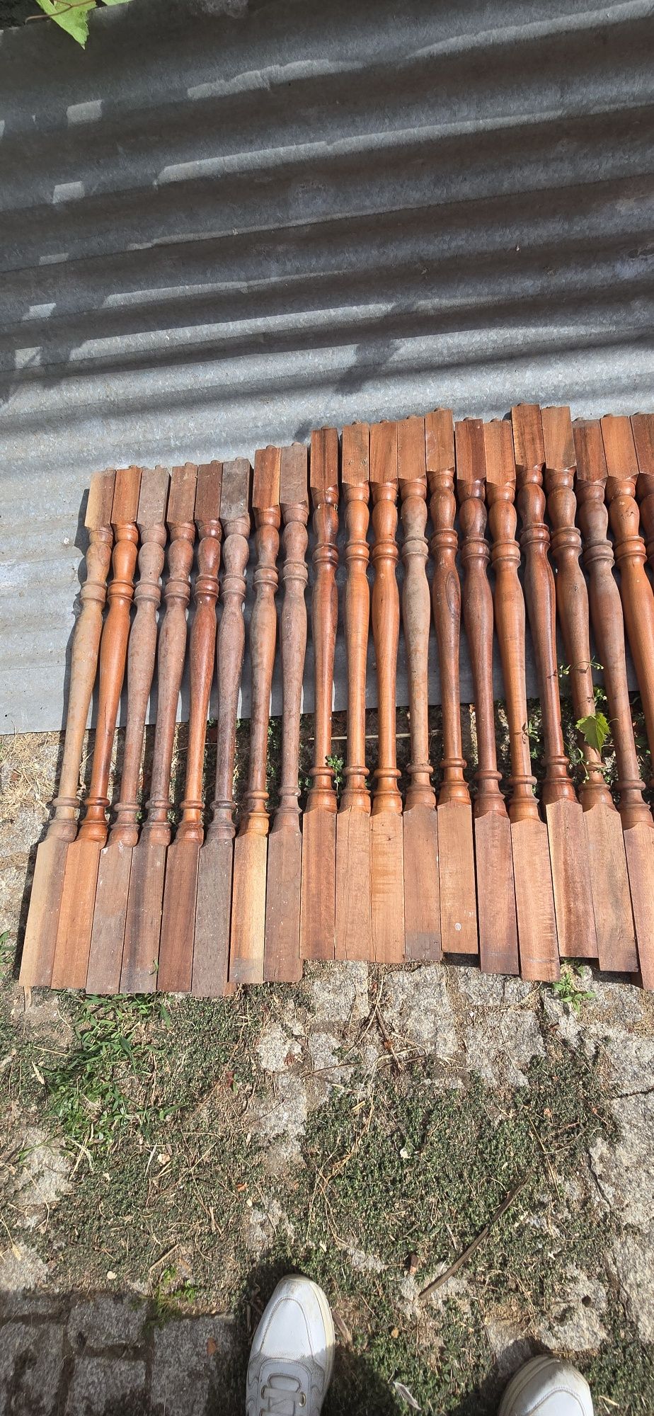Balaustres em madeira