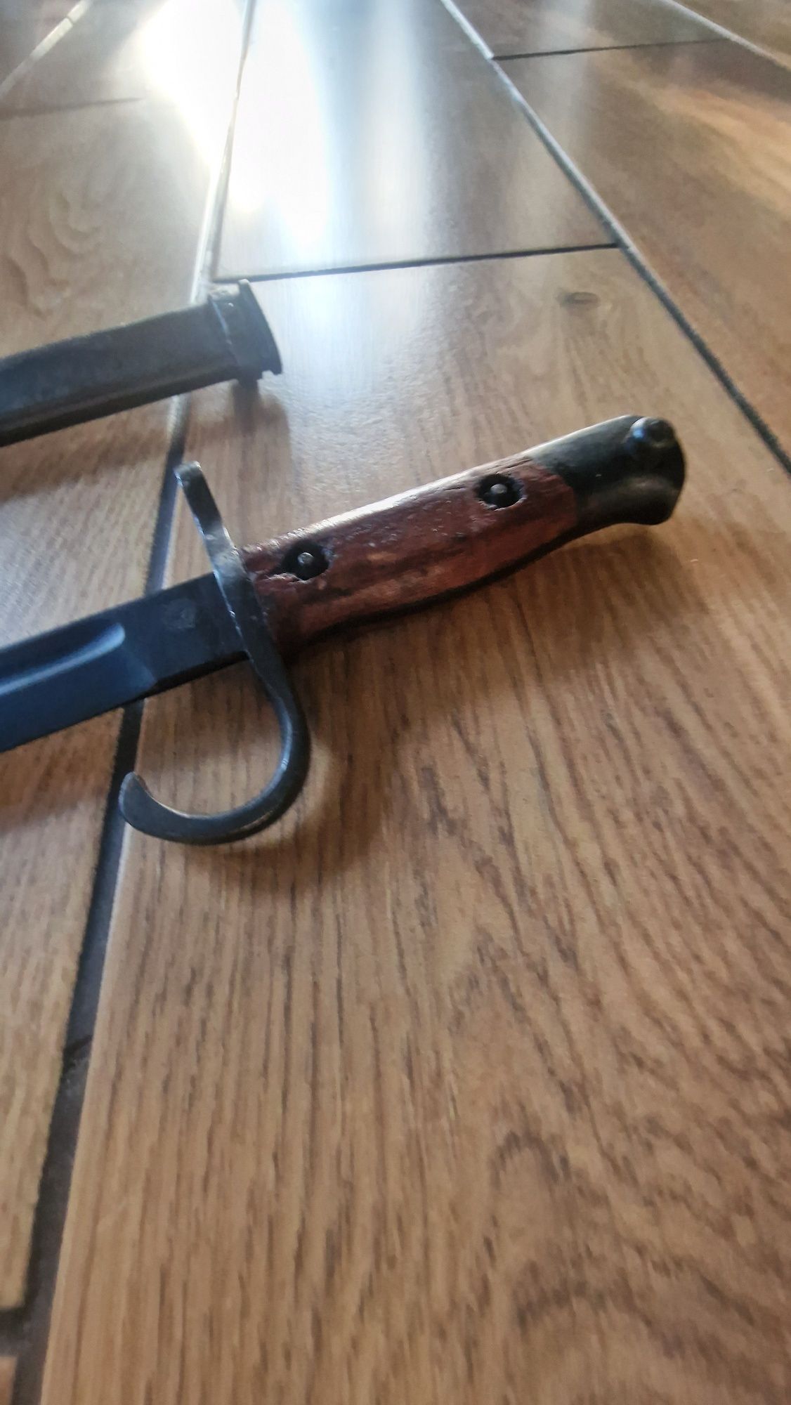 ARISAKA Bagnet Japonski