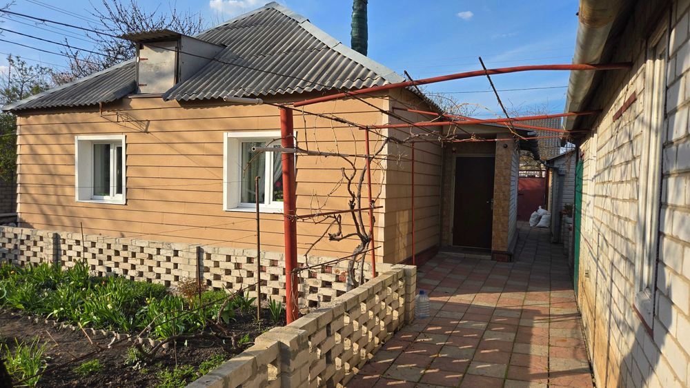 Продам капитальный дом  ХТЗ,  подходит сертификат 75000