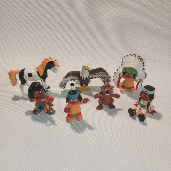 Bonecos antigos de coleção pvc Yakari