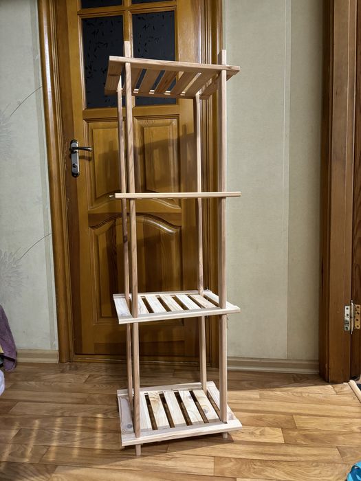 Продам стелаж деревʼяний
