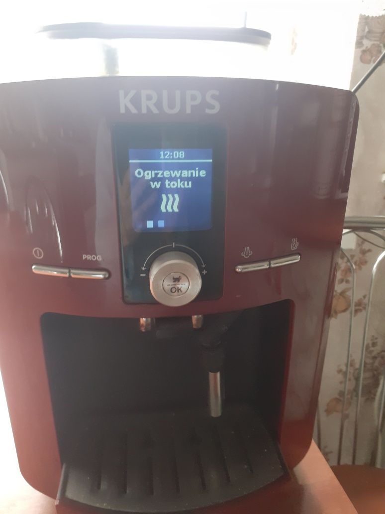 Ekspres krups EA 8255   uszkodzony