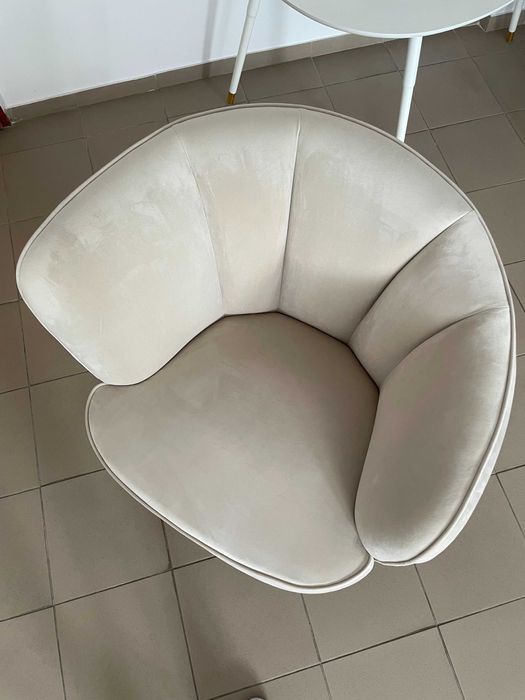 Stylowe fotele Westwing – stan idealny!