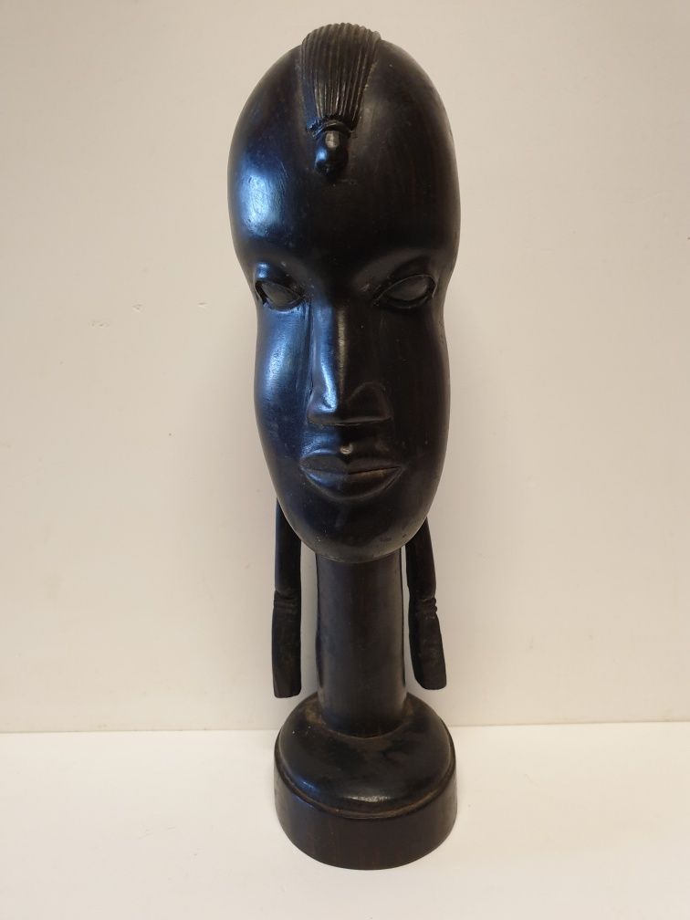 Grande antiga escultura de cabeça africana Tanganzika